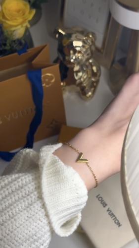 اسوارة لويس فيتون