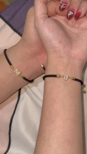 اسوارة خيط كبلز الاحرف