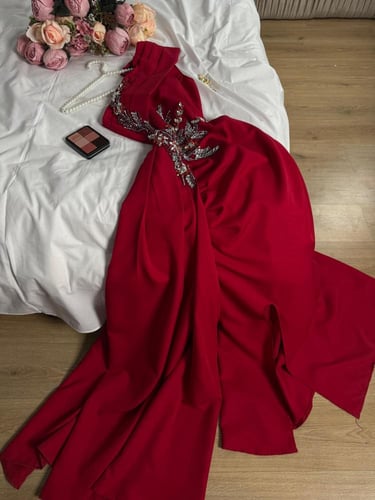 فستان سلسبيل