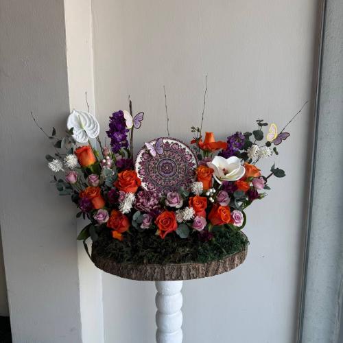 تنسيق حذع الشجرة مع شوكولاتة هانوفريان