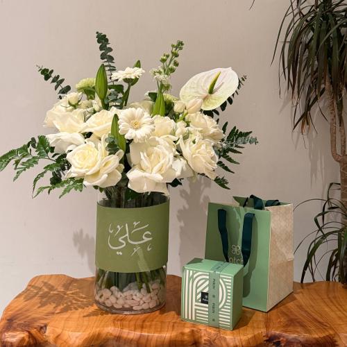 فازة ورد مع شوكولاتة باتشي