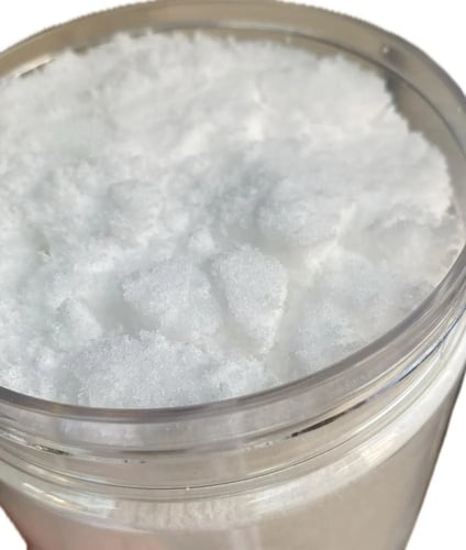 ملح طبيعي آبار شقرا - ملح أبيض نقي، 4 كيلو (كرتون)