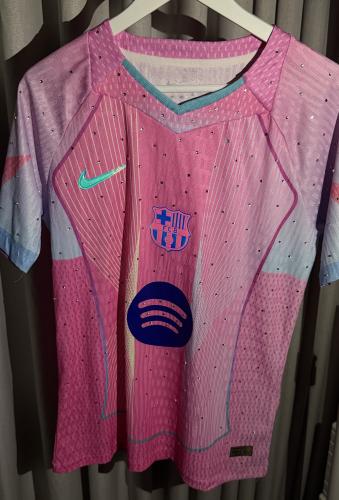 Barcelona T-shirt with crystal