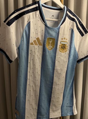 Argentina basic T-shirt with crystal