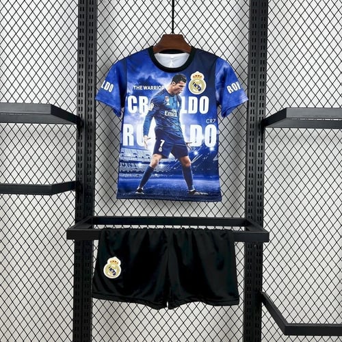 طقم أطفال رونالدو لـ ريال مدريد