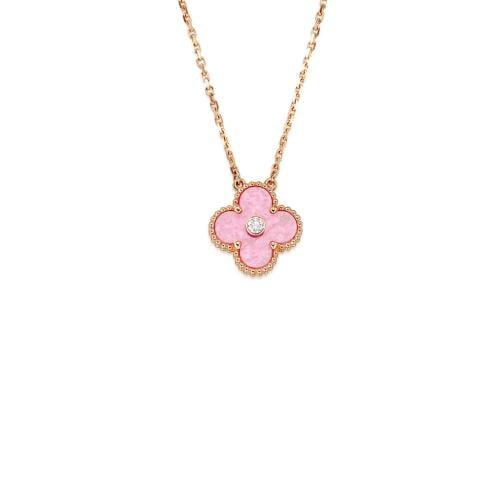 Van cleef Alhambra pendant