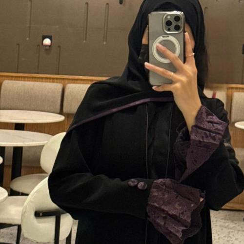 عباية اميرة الدانتيل البنفسجي