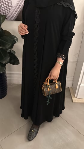 Shahad abaya
