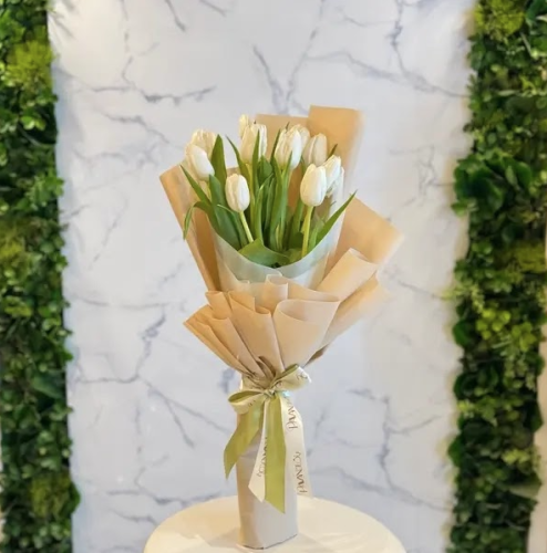Tulip Bouquet بوكيه التوليب