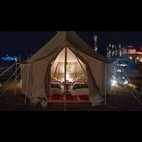بكج (جولة سفاري + افطار مطعم روقا روكو ) ٣ اشخاص