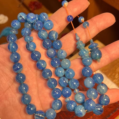 سبحة فاتوران أزرق معرَّق بشفافية