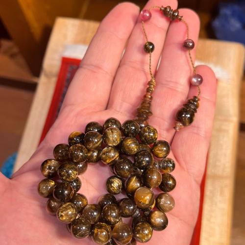 سبحة فاتوران شبيهة الأفياش