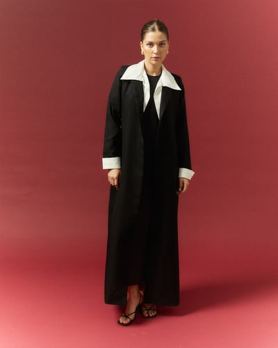 THE WONDER WOMAN ABAYA