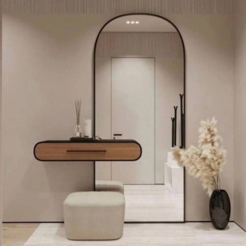 مراية طويلة برف عملي ومقعد