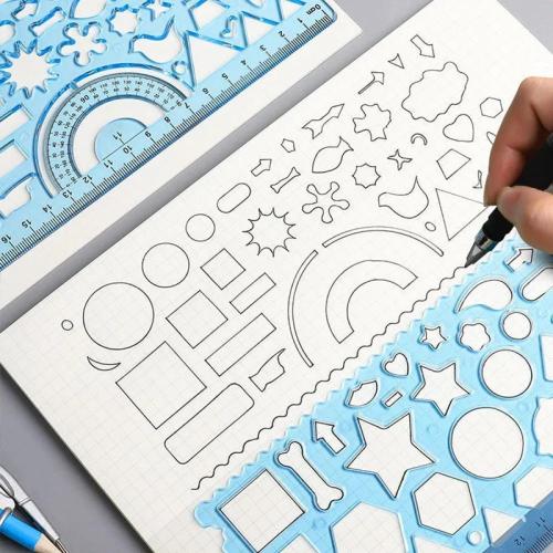 مسطرة بلاستيكية متعددة الأشكال