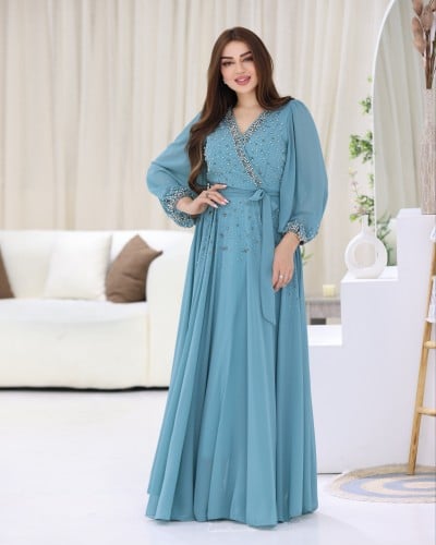 فستان لف مزين بالفصوص