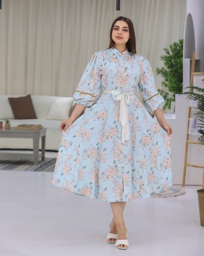 فستان ميد مزين بزراير ملكيه