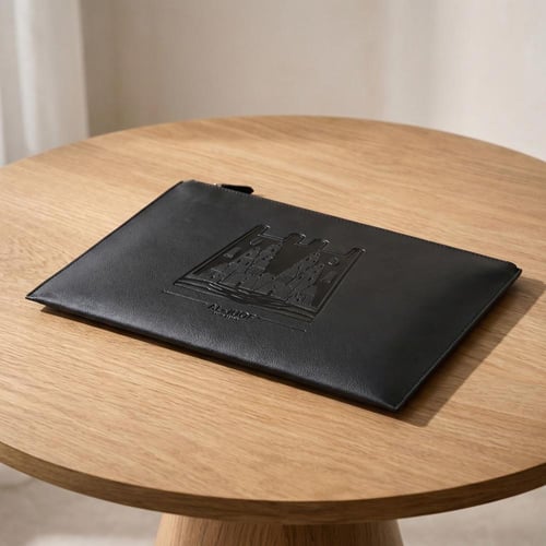 حقيبة الجوف اللون الأسود