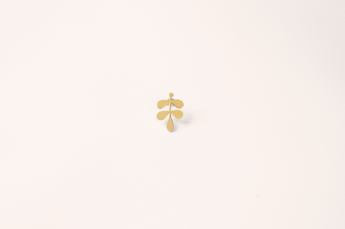 حلق المورينغا من الفضه الخالصه المطلية بالذهب-التص...