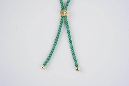 السوار الأخضر الملكي