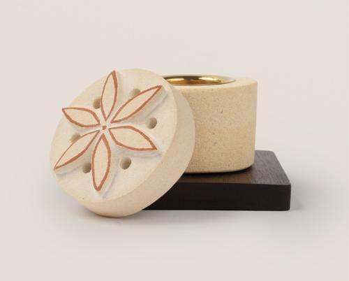 مبخرة “البيذانة” زهرة من التراث