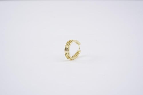 حلق مشراق ذهبي