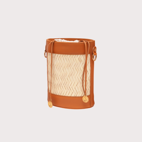 حقيبة نَسج الجمل