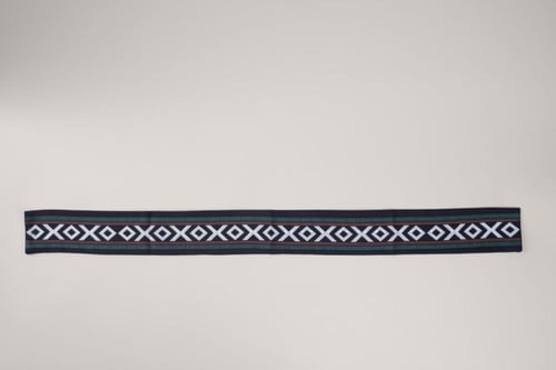 وشاح حرير | نقوش السدو | أسود