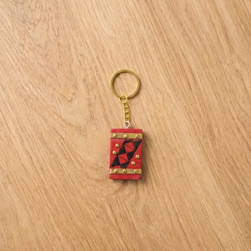 ميدالية قمراء أحمر