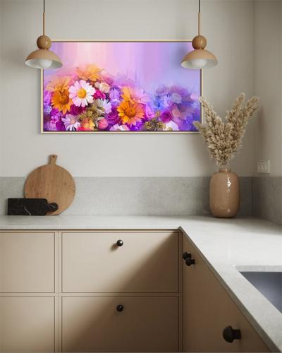 لوحة كانفاس زهور ملونة بخلفية بنفسجية بتصميم فني ع...