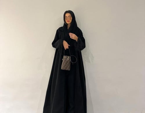 عباية سوداء سادة Z97