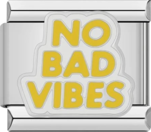 تشارمز فضي (no bad vibes)