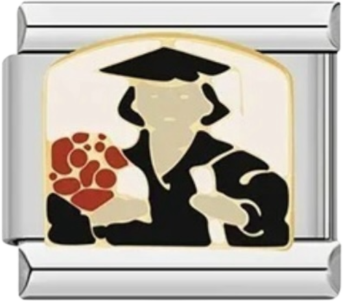 تشارمز فضي تخرج