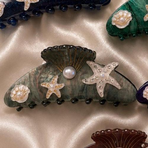 شباصة شعر بنقوش بحرية متنوعة لون اخضر فاتح