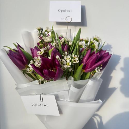 الباقة البنفسجية