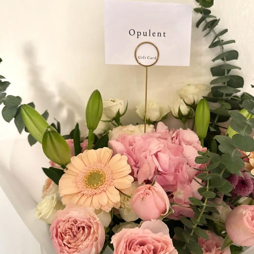 باقة الهيدرنجا و الفاوانيا