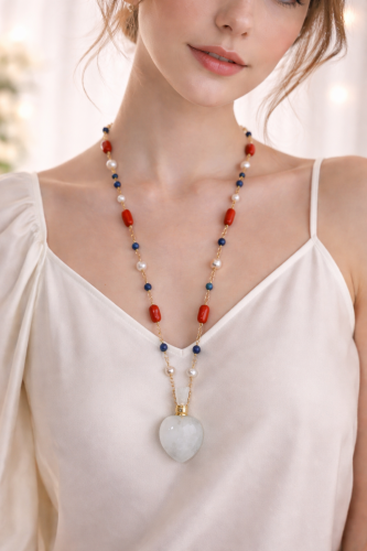 Gold-plated chain with a pendant, filled with your...
