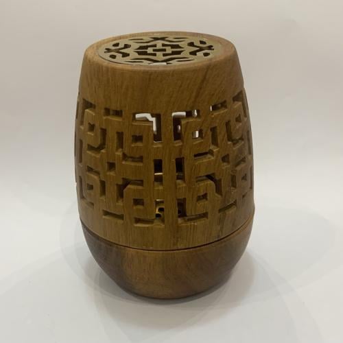 مبخرة سيراميك مزخرفة بلون خشبي