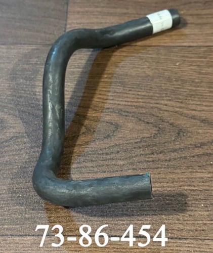The main inlet hose from the tank to the pump 454-...