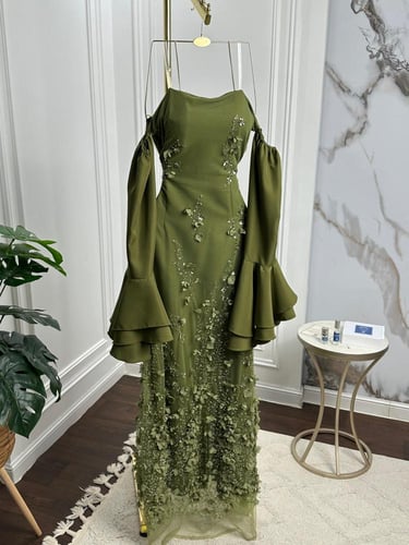 فستان غاليه ورود