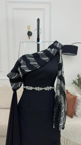 فستان دارين اسود