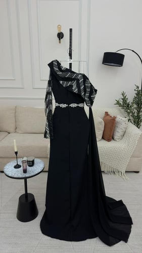 فستان دارين اسود
