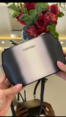 شنطه كيلفن كلاين اومبريه صغيره يوميه