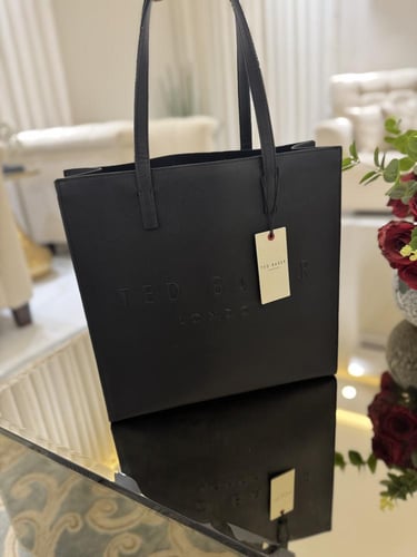 شنطه تيد بيكر اسود مات