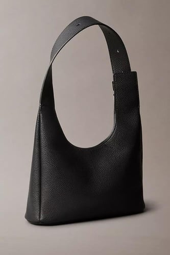 شنطه كيلفن اسود حجم يومي