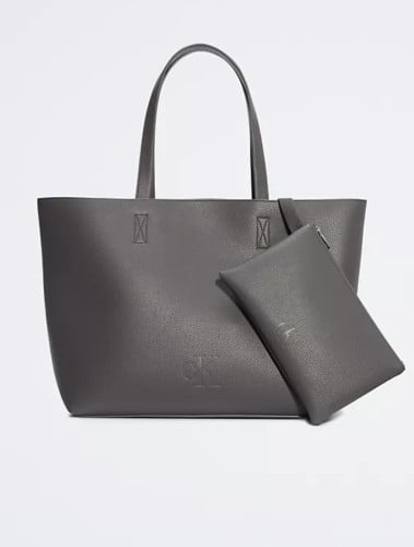 شنطه كيلفن كلاين للدوامات لون رمادي غامق