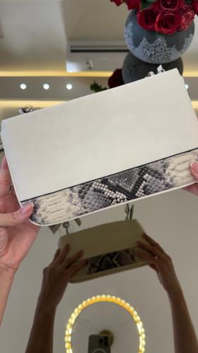 شنطه كيلفن كلاين يوميه كريمي