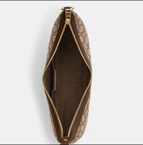 شنطه كوتش نص دائره