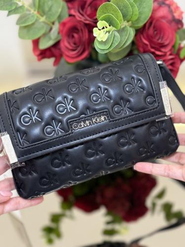 شنطه كيلفن كلاين جلد اسود