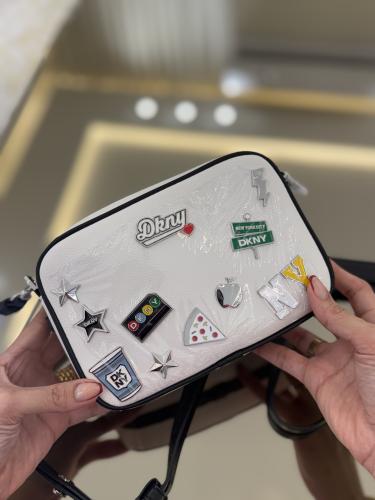 شنطه دكني بثيمات نيويورك